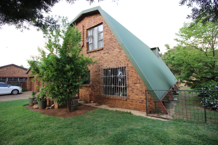 3 Bedroom Property for Sale in Deneysville Free State